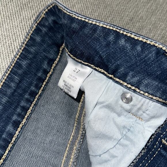 Altar’d State button fly distressed high waisted denim shorts size 27 - Picture 5 of 8